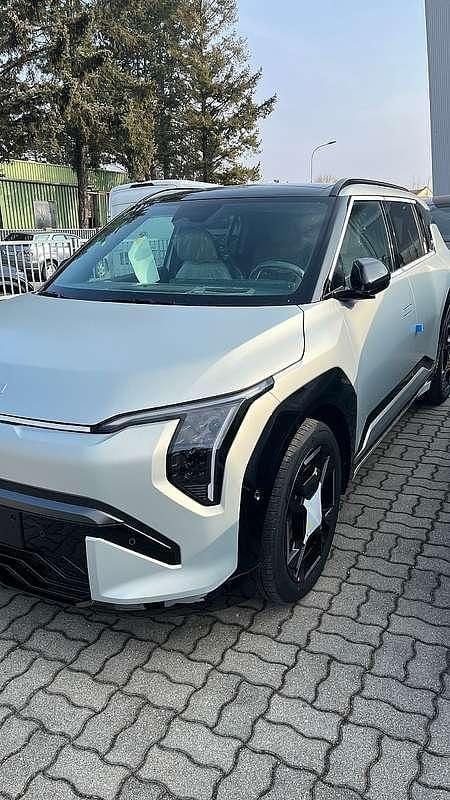 Silber Neu 2025 Kia EV3 GT-Line SUV | € 42.990 (Guter Preis) - Bild 1/1