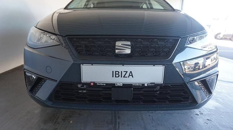 Neu Seat Ibiza Reference 95 PS (69 kW) 2025 Dunkelblau  normal Kleinwagen