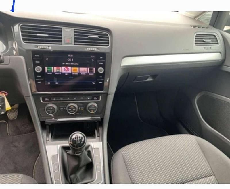 Gebraucht VW Golf Sportsvan 116 PS (85 kW) 2020 Grau Van / Kleinbus