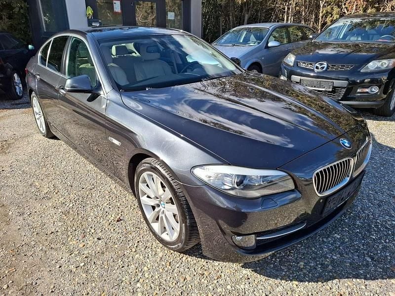 Gebraucht BMW 528 258 PS (189 kW) 2010 Grau Limousine