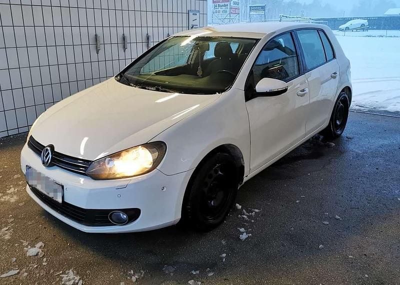 Gebraucht VW Golf VII 105 PS (77 kW) 2012 Limousine