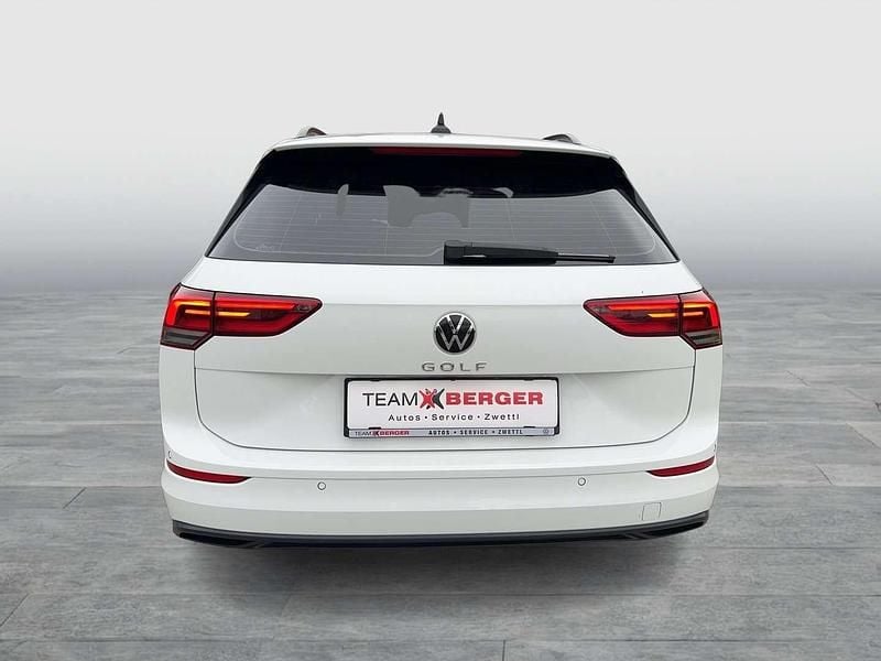 Gebraucht VW Golf VIII Life 116 PS (85 kW) 2021 Weiss  normal Kombi