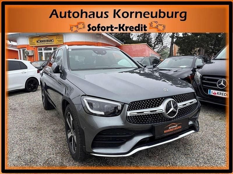 Grau Gebraucht 2020 Mercedes GLC220 AMG SUV | € 41.990 (Fairer Preis) - Bild 1/4