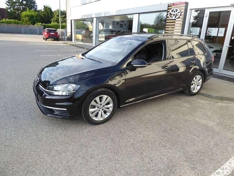Gebraucht VW Golf VII 116 PS (85 kW) 2020 Schwarz Kombi