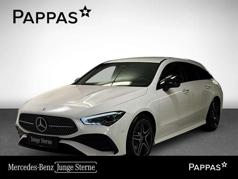 Weiß Gebraucht 2024 Mercedes CLA220 Shooting Brake Kombi | € 43.790 (Teuer) - Bild 1/3