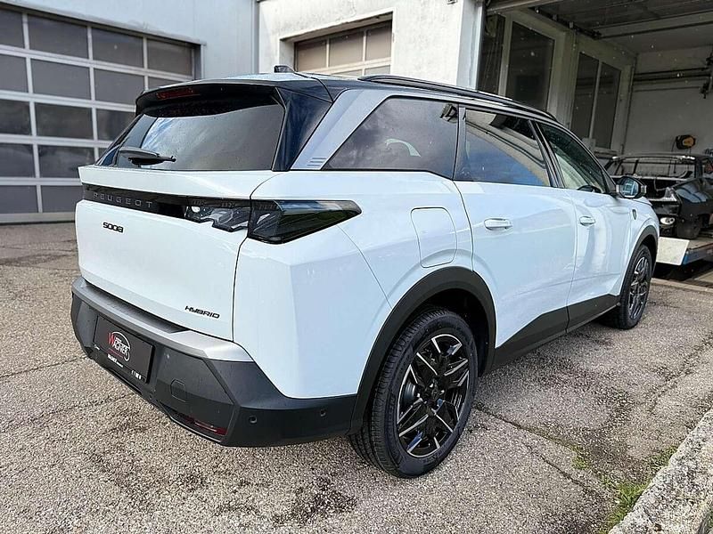 Gebraucht Peugeot 5008 GT 136 PS (100 kW) 2024 Weiß SUV