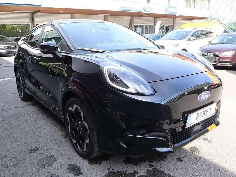 Schwarz Gebraucht 2025 Ford Puma Gen-E Premium SUV | € 28.900 (Fairer Preis) - Bild 1/4