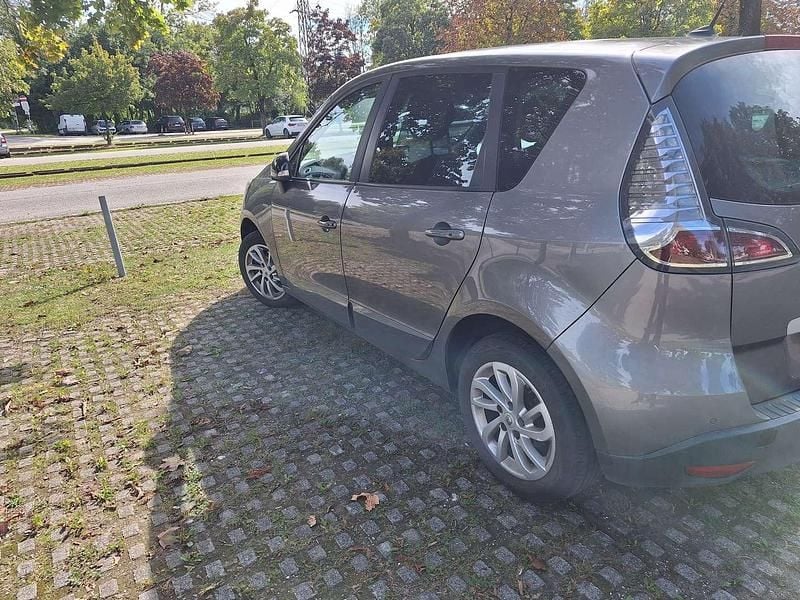 Gebraucht Renault Scénic III LIMITED 110 PS (80 kW) 2014 Silber Van / Kleinbus