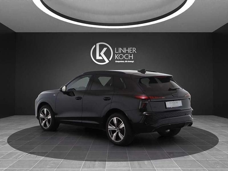 Gebraucht Audi Q3 S-Line 150 PS (110 kW) 2025 Schwarz SUV