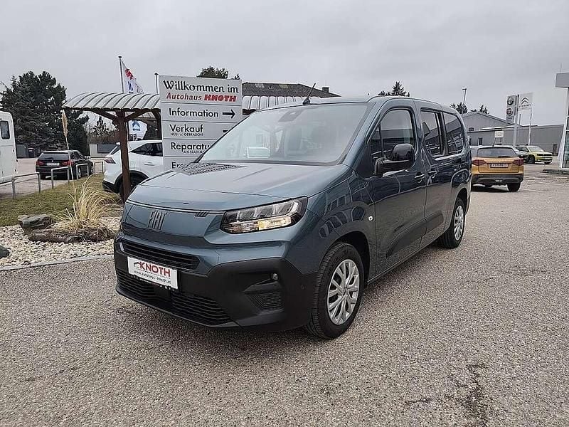 Blau Gebraucht 2025 Fiat Doblò S Van / Kleinbus | € 28.990 (Superpreis) - Bild 1/4