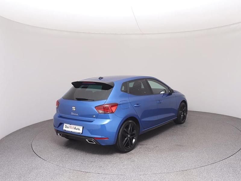 Neu Seat Ibiza FR 95 PS (69 kW) 2026 Hellblau  metallic Kleinwagen