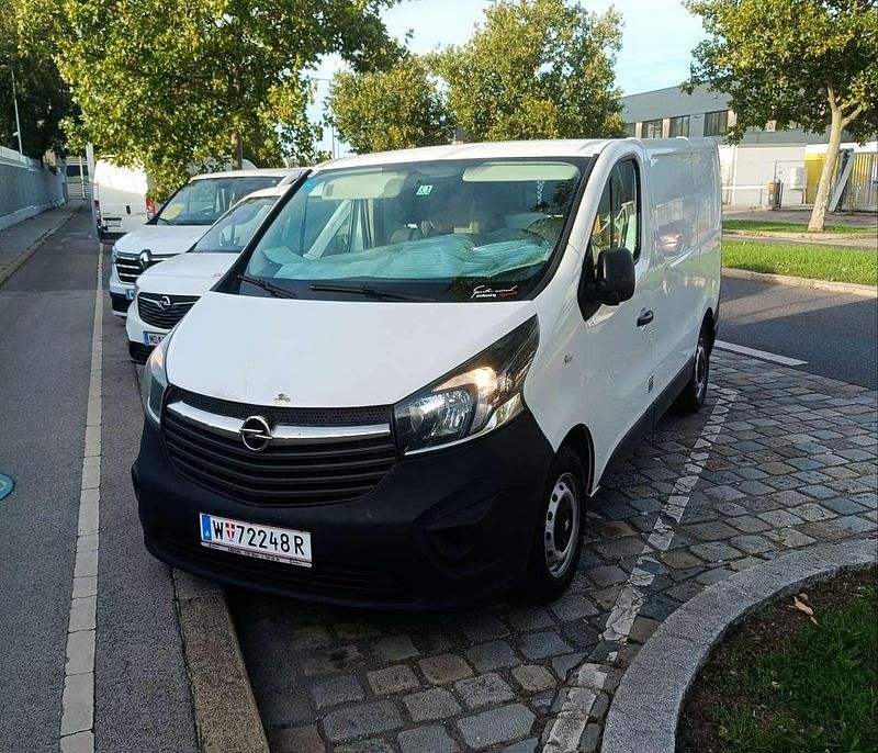 Gebraucht Opel Vivaro 116 PS (85 kW) 2015 Van / Kleinbus
