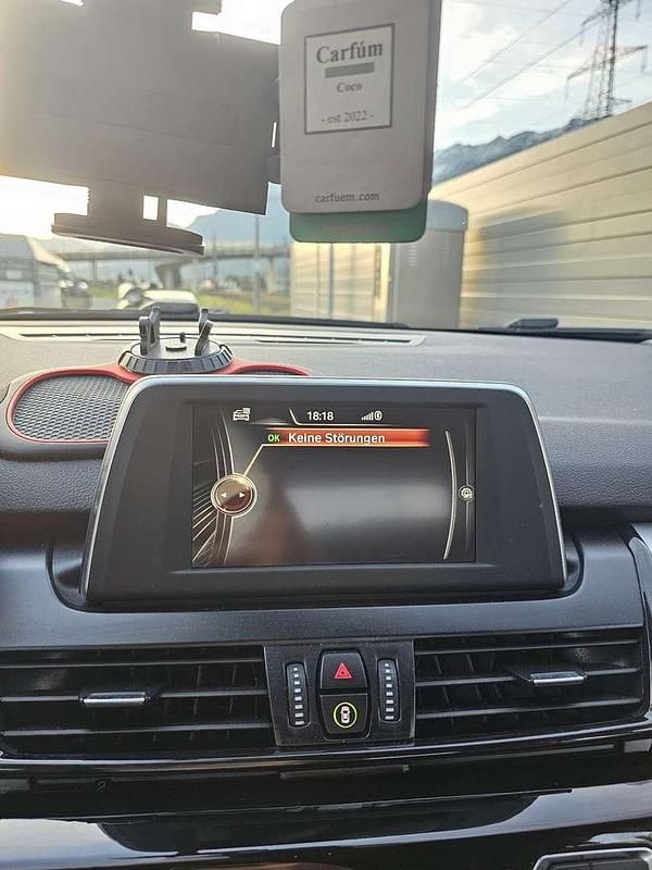 Gebraucht BMW 218 Advantage 150 PS (110 kW) 2015 Kombi