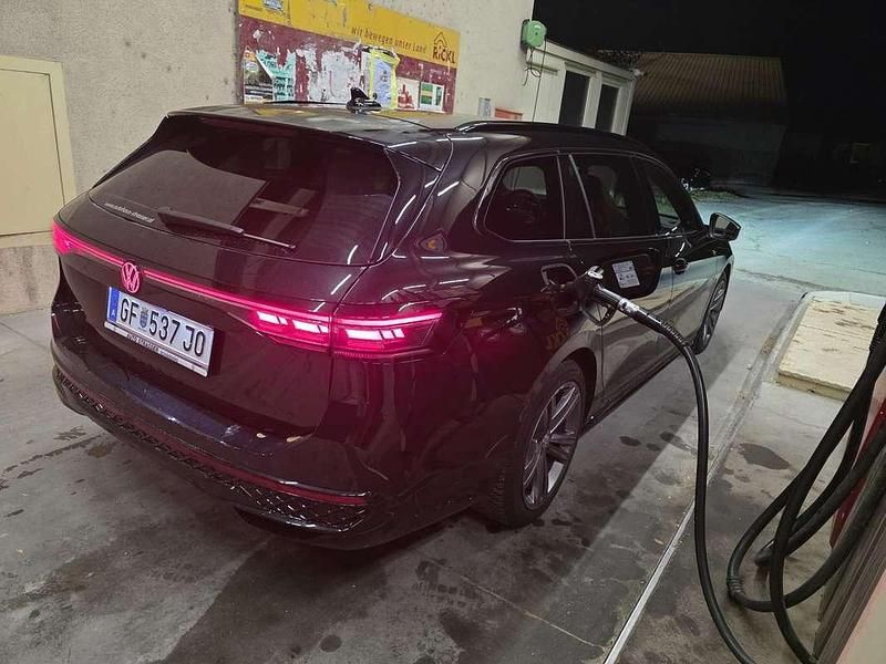 Gebraucht VW Passat Sport 150 PS (110 kW) 2025 Kombi