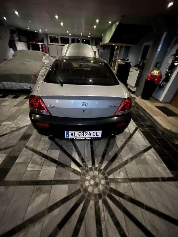 Gebraucht Hyundai Coupé 143 PS (105 kW) 2006 Silber Coupé