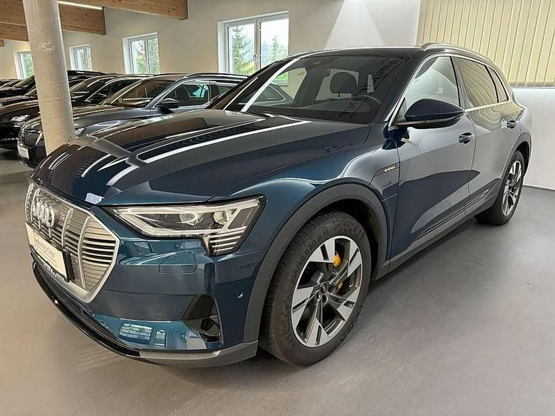 Gebraucht Audi e-tron S-Line 230 kW (313 PS) 2021 Blau SUV