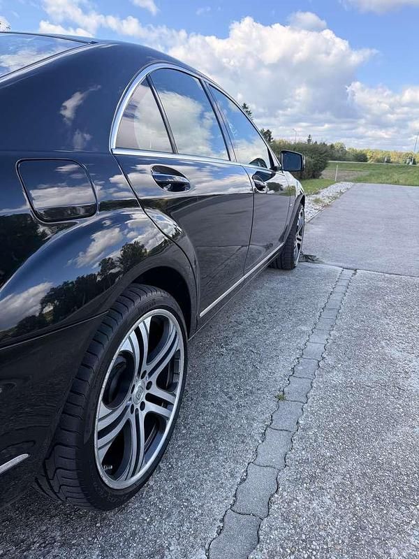 Gebraucht Mercedes S350 235 PS (172 kW) 2009 Limousine