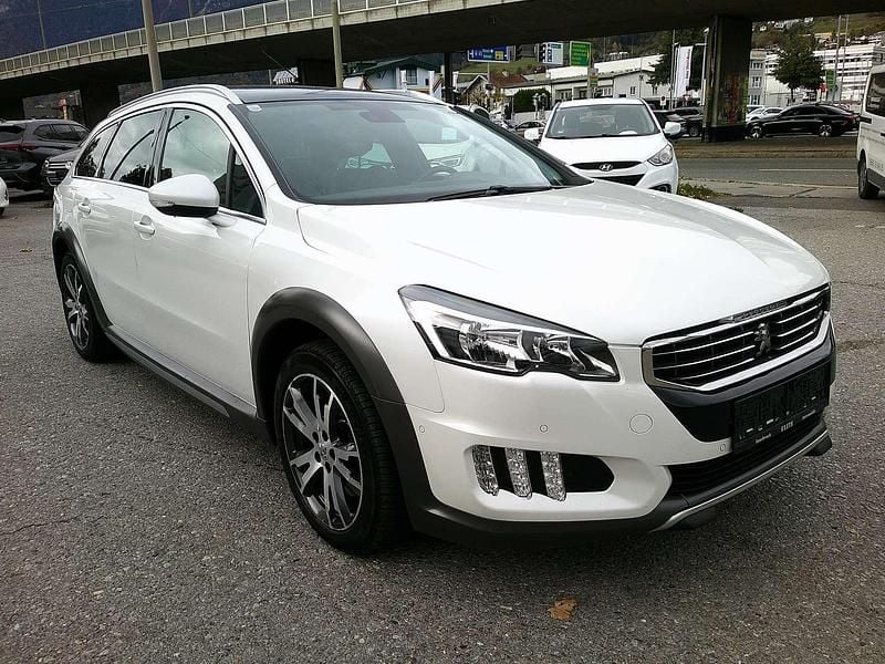 Gebraucht Peugeot 508 RXH 163 PS (119 kW) 2017 Weiß Kombi