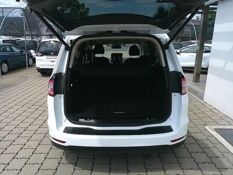 Gebraucht Ford Galaxy Titanium 170 PS (125 kW) 2021 Weiß Van / Kleinbus