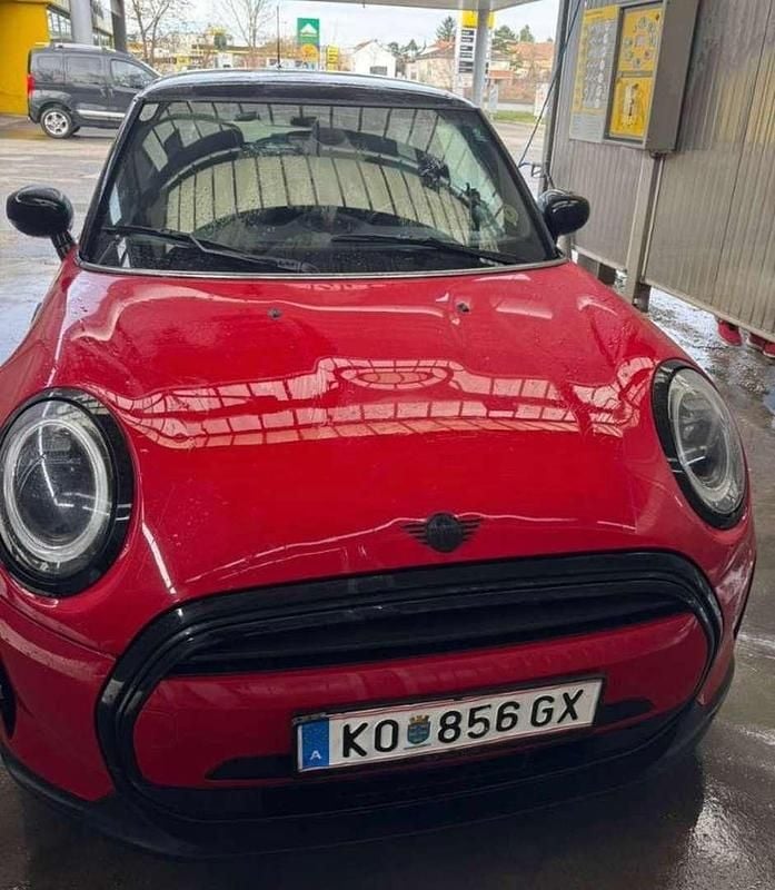 Rot Gebraucht 2022 Mini ONE Kleinwagen | € 20.000 (Fairer Preis) - Bild 1/4
