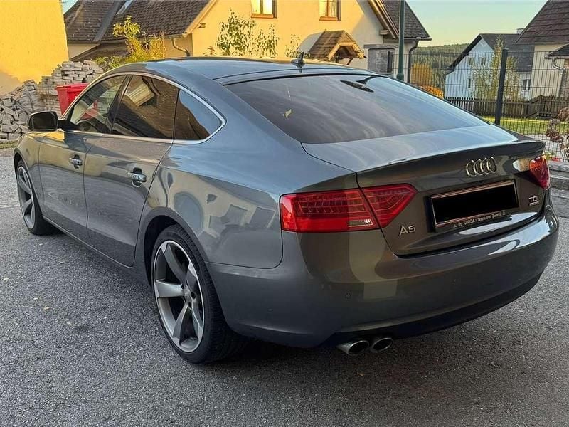Gebraucht Audi A5 Sportback Sport 177 PS (130 kW) 2013 Grau Kleinwagen