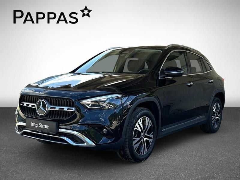 Gebraucht Mercedes GLA250 163 PS (119 kW) 2024 Schwarz SUV
