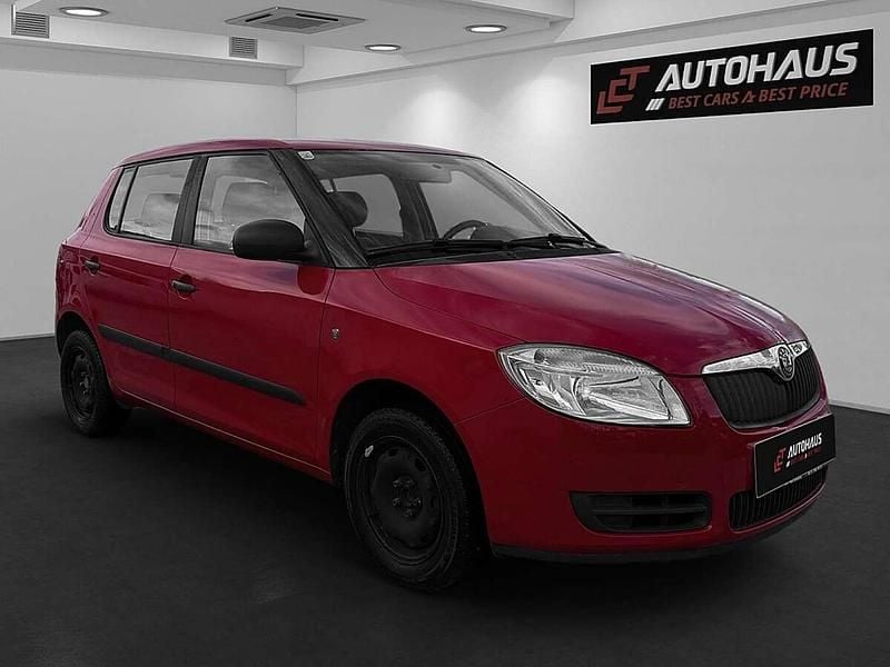 Gebraucht Skoda Fabia 60 PS (44 kW) 2009 Rot Limousine