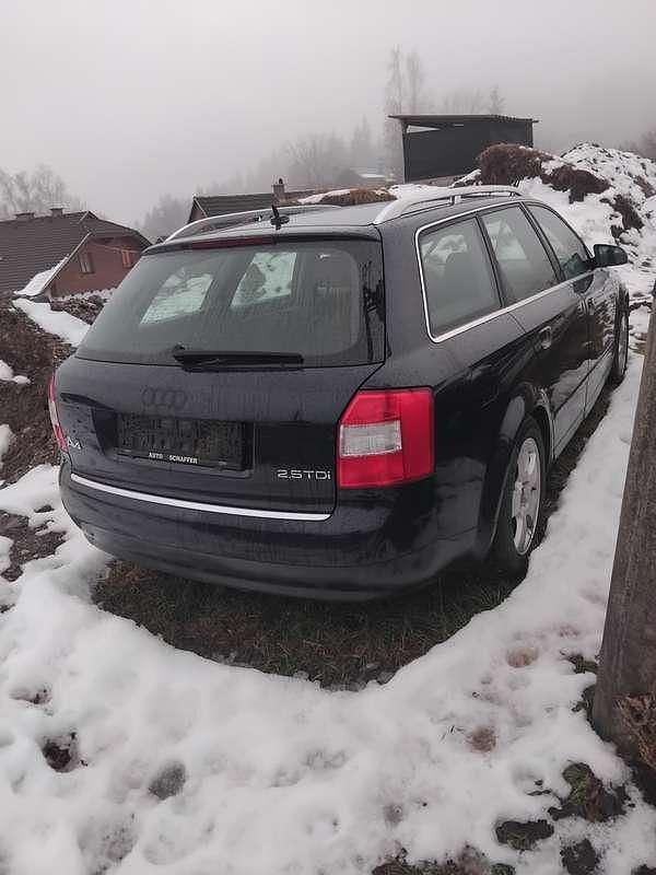 Gebraucht Audi A4 163 PS (119 kW) 2003 Blau Kombi