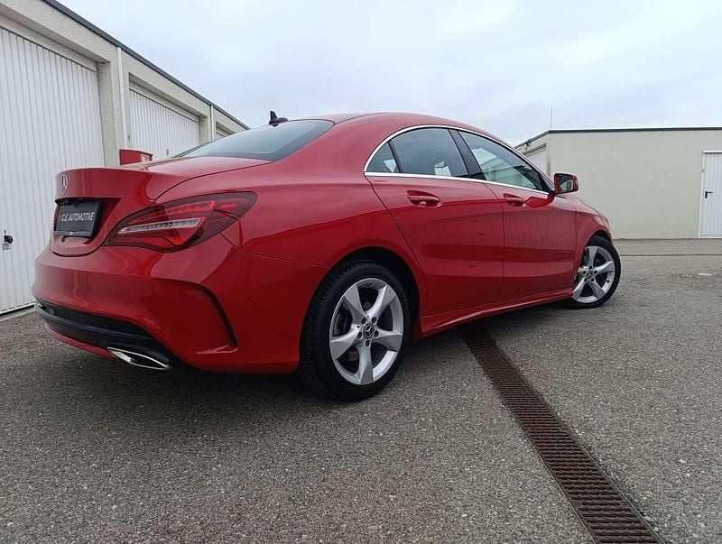 Gebraucht Mercedes CLA180 AMG line 122 PS (89 kW) 2017 Rot Limousine
