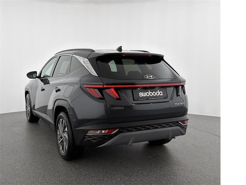 Gebraucht Hyundai Tucson Trend 150 PS (110 kW) 2024 Grau SUV