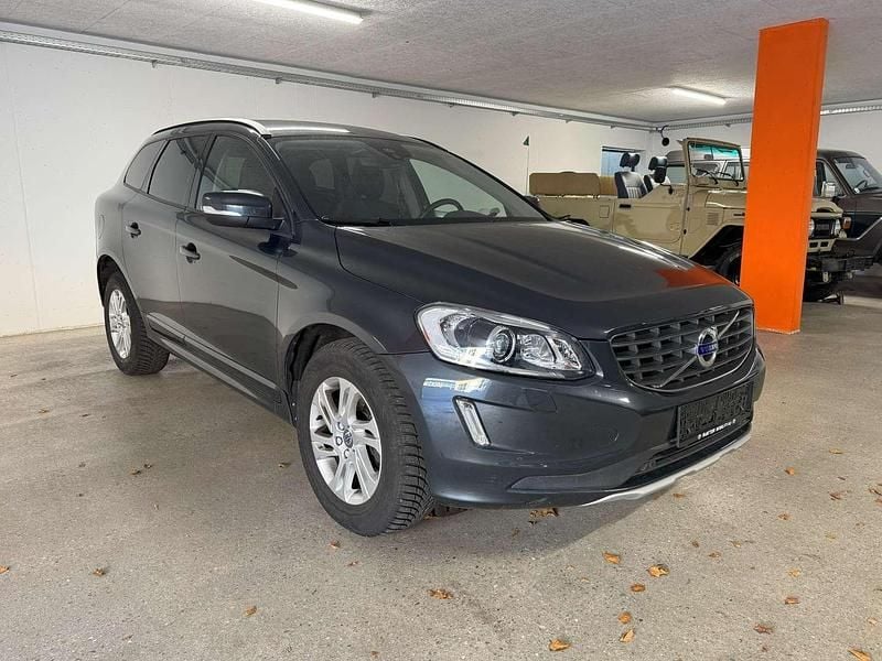 Gebraucht Volvo XC60 Kinetic 190 PS (139 kW) 2017 Grau SUV
