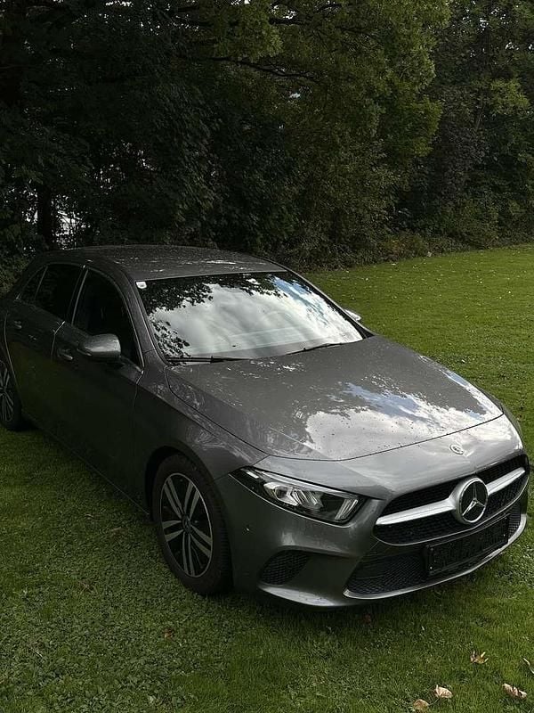 Gebraucht Mercedes A180 Style 136 PS (100 kW) 2020 Limousine