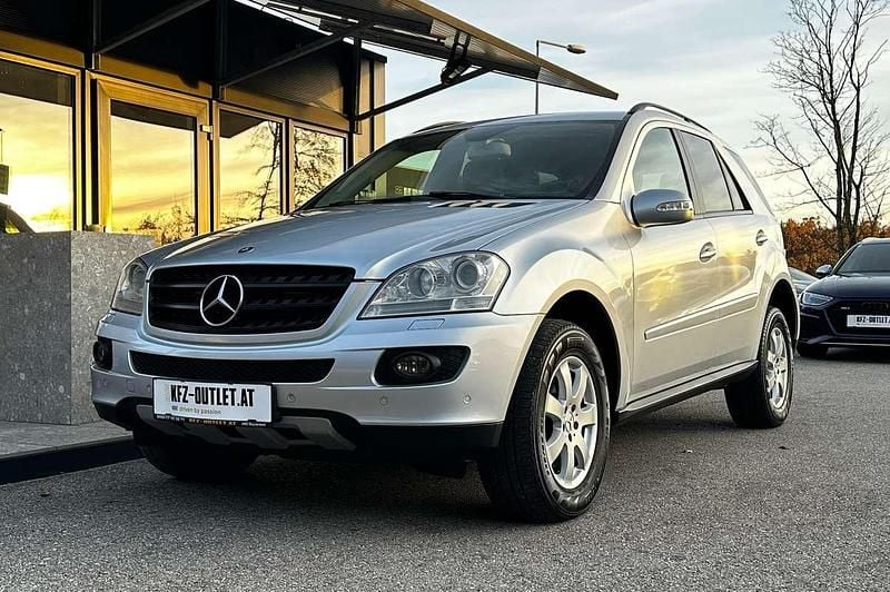 Grau Gebraucht 2008 Mercedes ML280 SUV | € 13.900 (Etwas zu teuer) - Bild 1/4