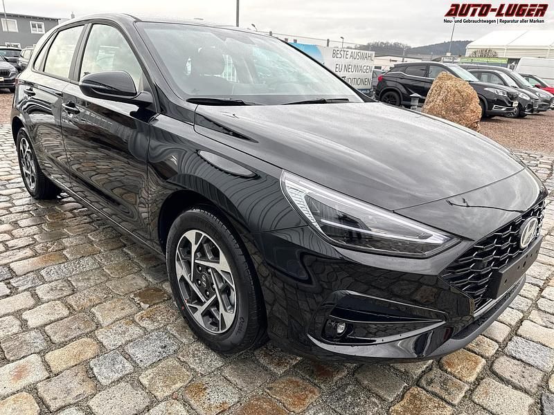 Neu Hyundai i30 GO! 2026 Abyss black pearl Limousine