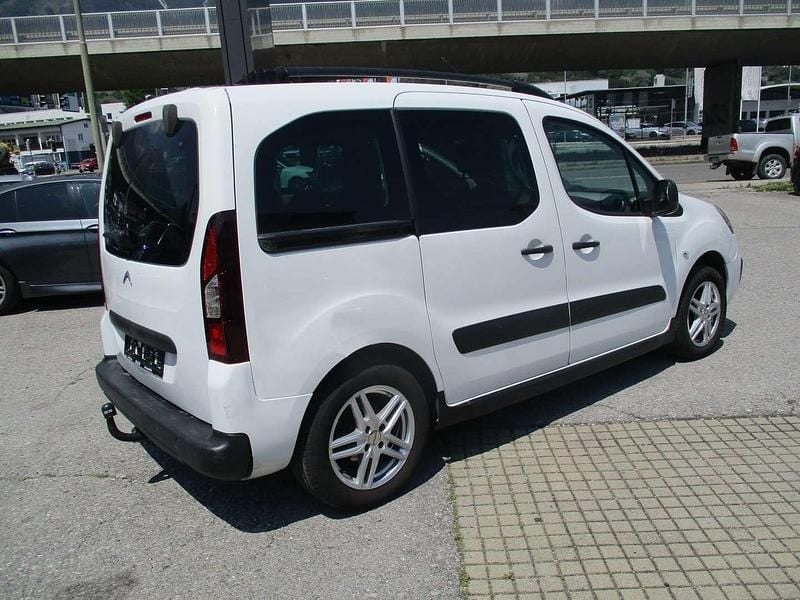 Gebraucht Citroën Berlingo XTR 120 PS (88 kW) 2016 Weiß Van / Kleinbus