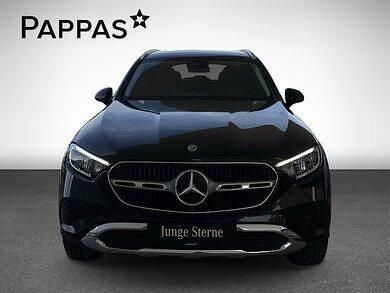 Gebraucht Mercedes GLC300e 312 PS (229 kW) 2025 Obsidianschwarz metallic SUV