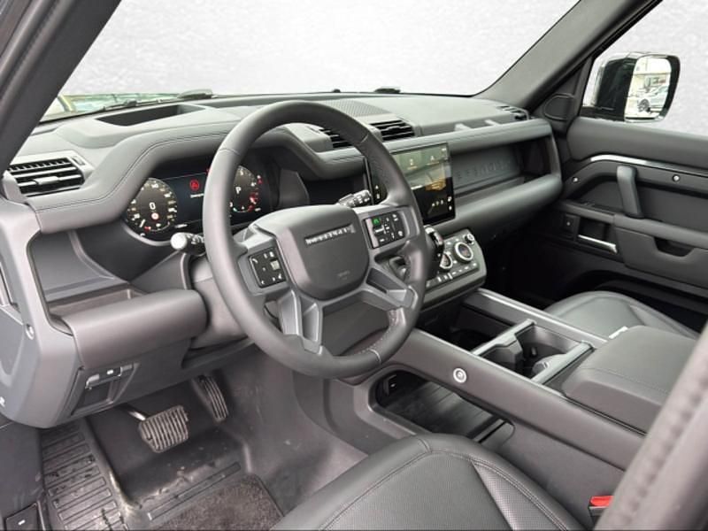 Grau Gebraucht 2024 Land Rover Defender SE Dynamic SUV | € 107.500 - Bild 1/4