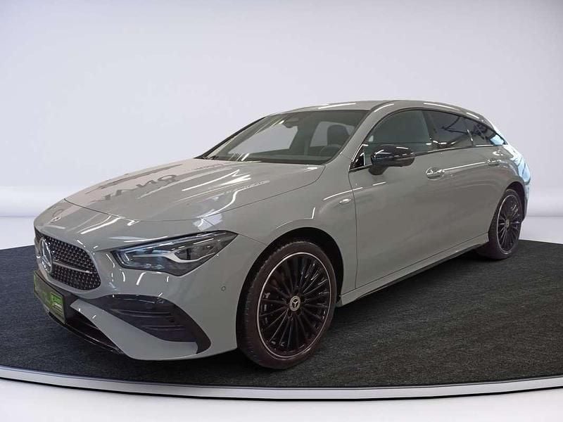 Gebraucht Mercedes CLA250e Shooting Brake AMG line 163 PS (119 kW) 2025 Grau Kombi