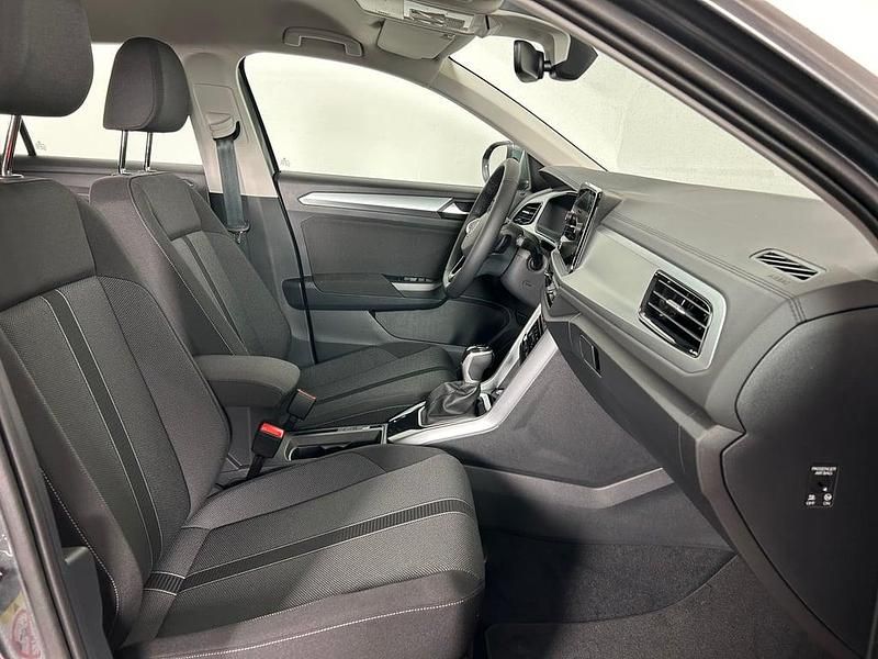 Gebraucht VW T-Roc Life 150 PS (110 kW) 2024 Dunkelgrau  metallic SUV