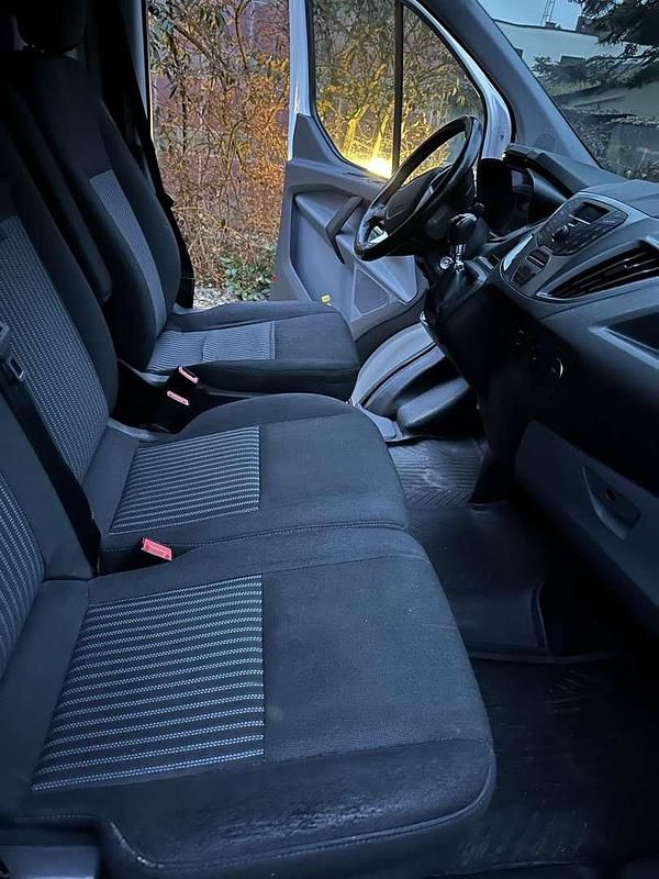 Gebraucht Ford Transit Custom 105 PS (77 kW) 2017 Weiß Van