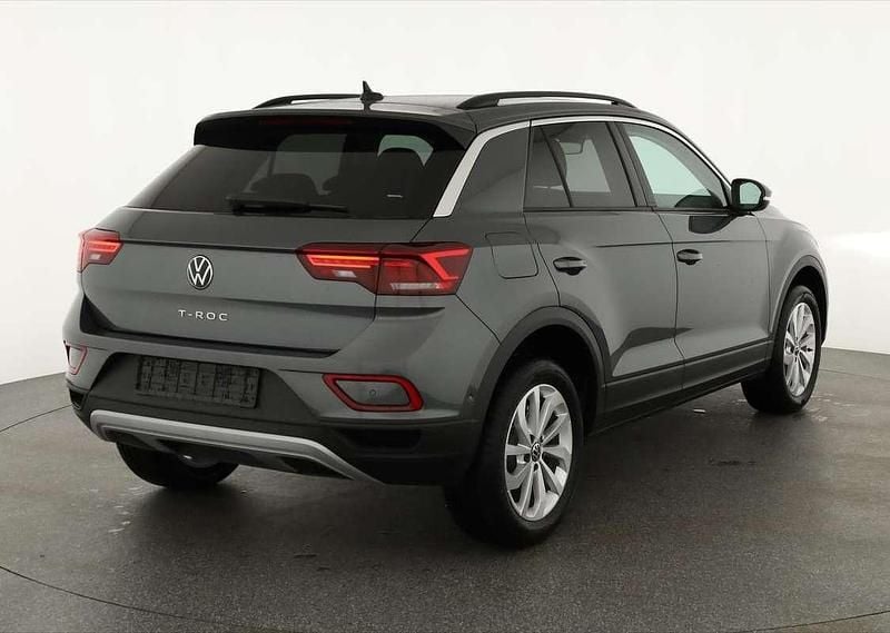 Neu VW T-Roc Life 150 PS (110 kW) 2025 Grau SUV