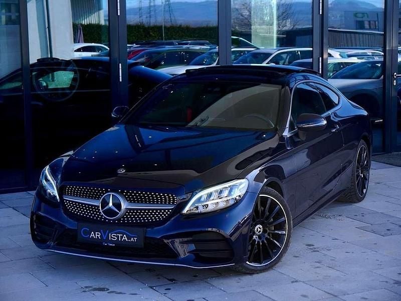 Gebraucht Mercedes C220 AMG 194 PS (142 kW) 2021 Blau Coupé