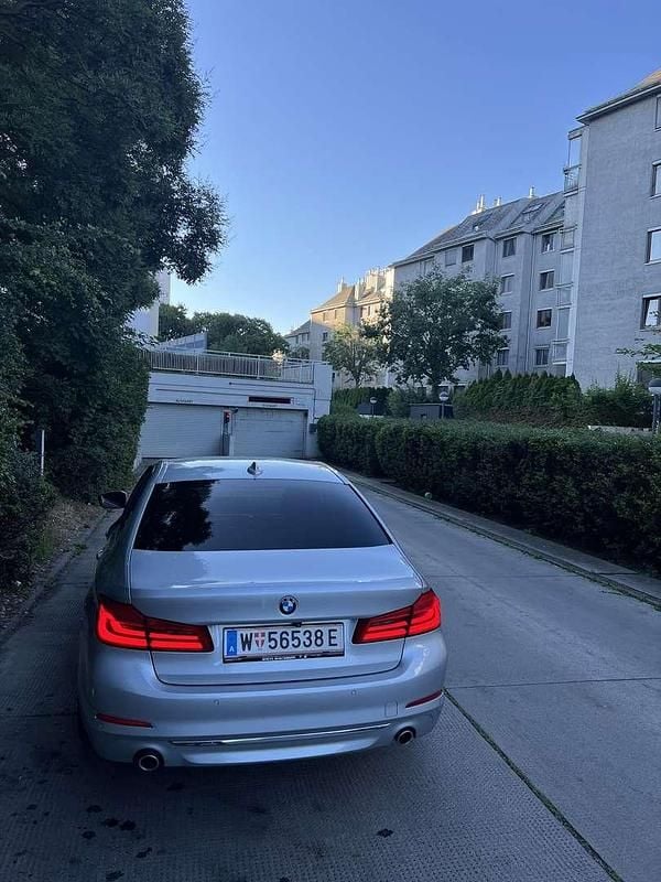 Gebraucht BMW 520 Luxury Line 190 PS (139 kW) 2017 Limousine