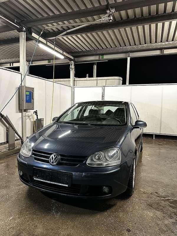 Gebraucht VW Golf IV 105 PS (77 kW) 2005 Limousine