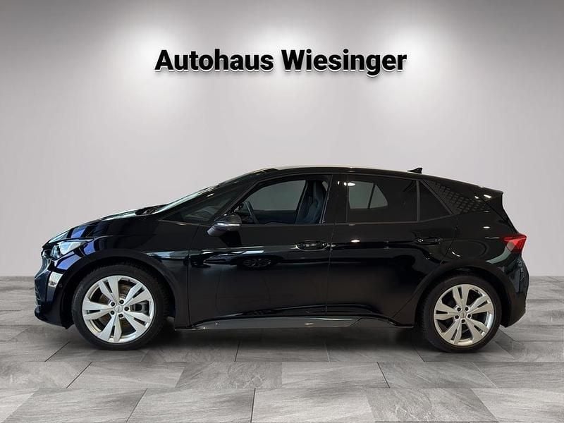 Neu Cupra Born e-Boost 169 kW (231 PS) 2026 Schwarz  metallic Kleinwagen