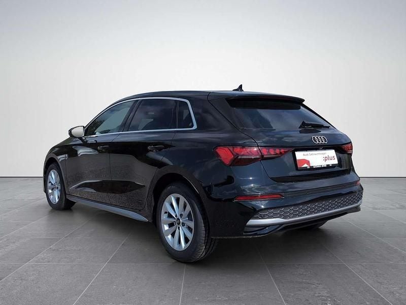 Gebraucht Audi A3 Ambiente 150 PS (110 kW) 2025 Schwarz  normal Limousine