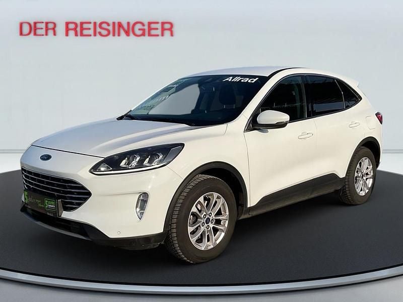 Gebraucht Ford Kuga Titanium 190 PS (139 kW) 2021 Weiß SUV