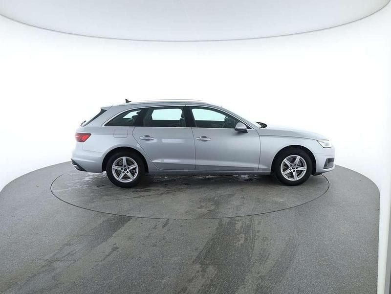 Gebraucht Audi A4 136 PS (100 kW) 2025 Silber Kombi