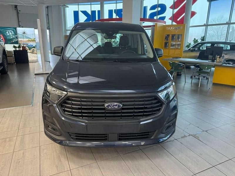 Neu Ford Tourneo Trend 116 PS (85 kW) 2025 Van / Kleinbus