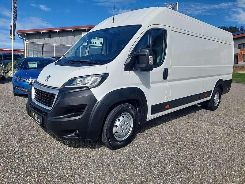 Gebraucht Peugeot Boxer S 140 PS (102 kW) 2021 Weiß Van